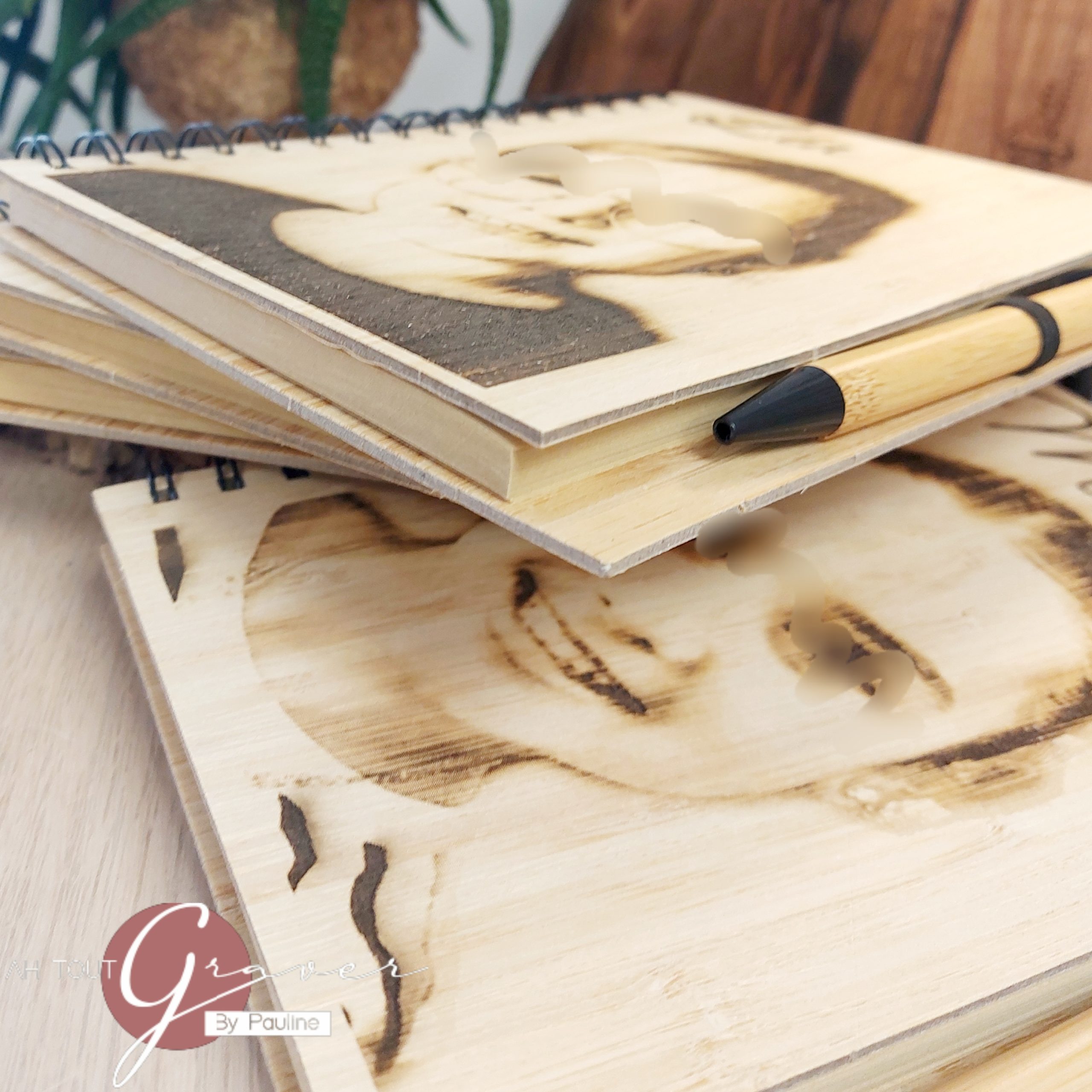 Carnet de Note - Couverture bois avec gravure PHOTO